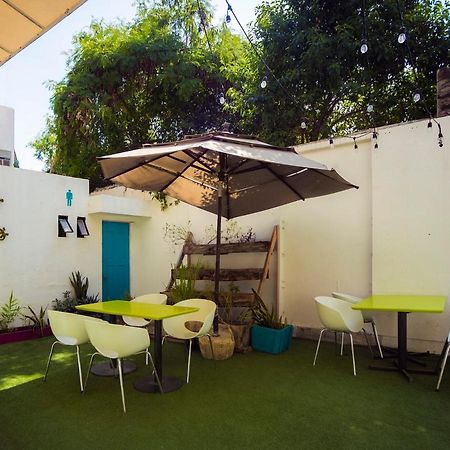 Oyo Hotel Hare Krishna Μοντερέι Εξωτερικό φωτογραφία
